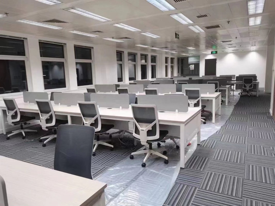 मध्य-पीठ कार्यालय कुर्सियां लक्जरी पीठ समर्थन और BIFMA प्रमाण पत्र के साथ फर्नीचर